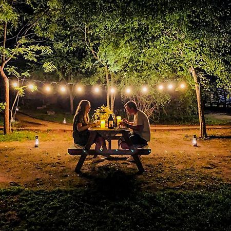ホテル Camp Leopard - Yala Safari Glamping エクステリア 写真